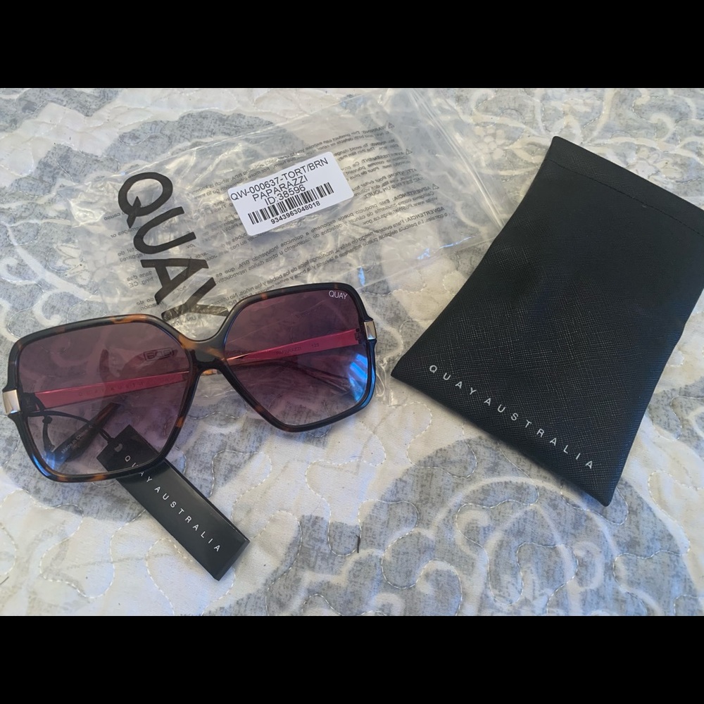 QUAY Tortoise/brown NWT